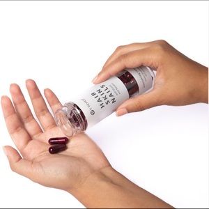 ITWORKS HAIR, SKIN & NAILS